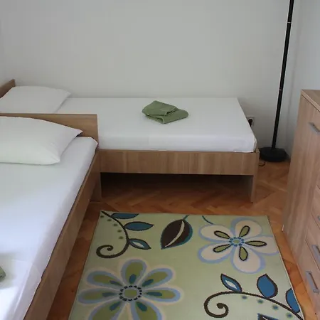 Pavo Apartment